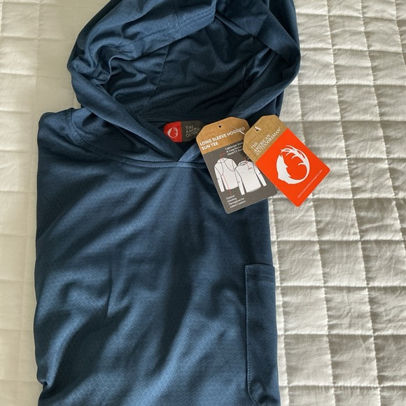 NWT American Outdoorsman Men's SZ XL Long Sleeve Hooded Sun Protection Tee Shirt - Picture 2 of 10